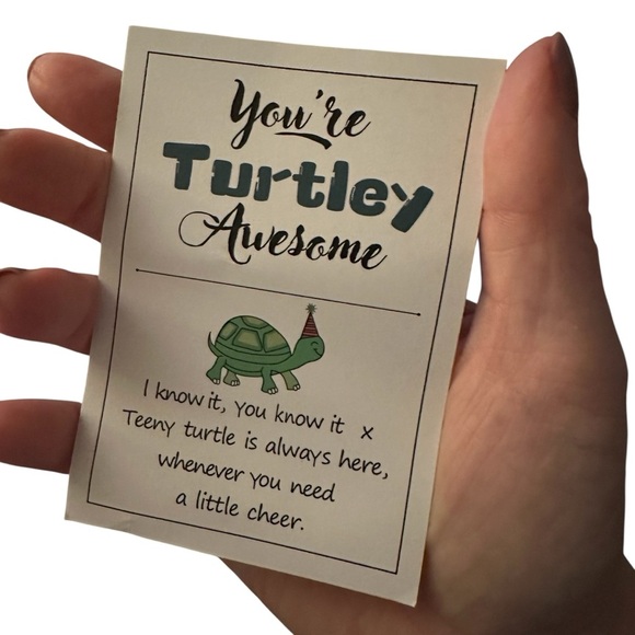 Handmade Crochet Emotional Support Turtle w/ “You’re Turtle-y Awesome” Card NEW - Picture 8 of 13